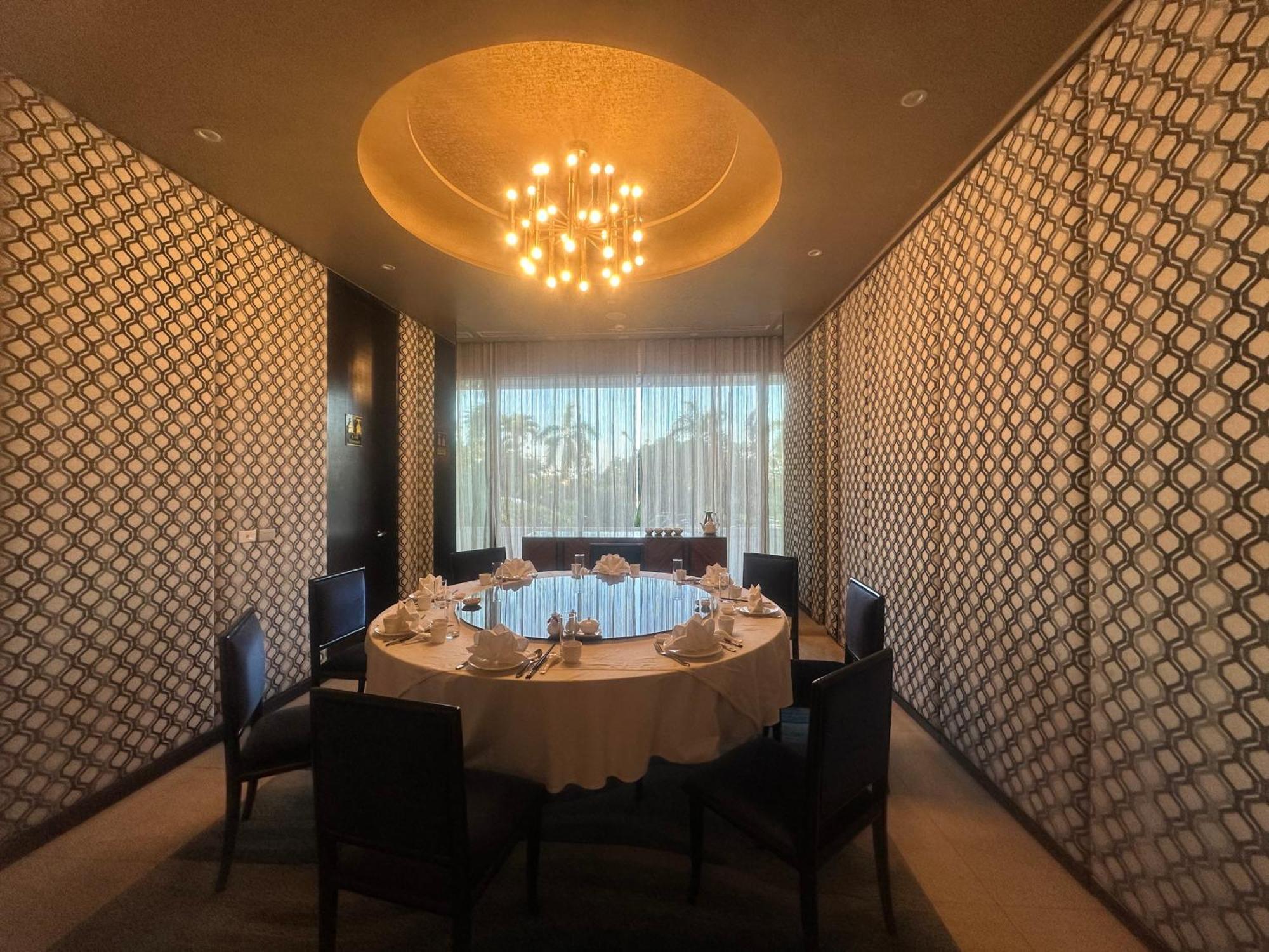 Marco Polo Plaza Cebu Hotel Exterior photo Private dining room at the restaurant